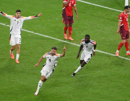Німеччина на останніх хвилинах врятувалася від поразки в матчі зі Швейцарією