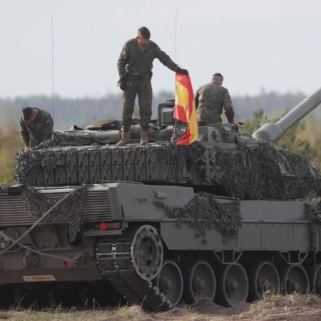 Іспанія передає Україні нову партію бойових танків.