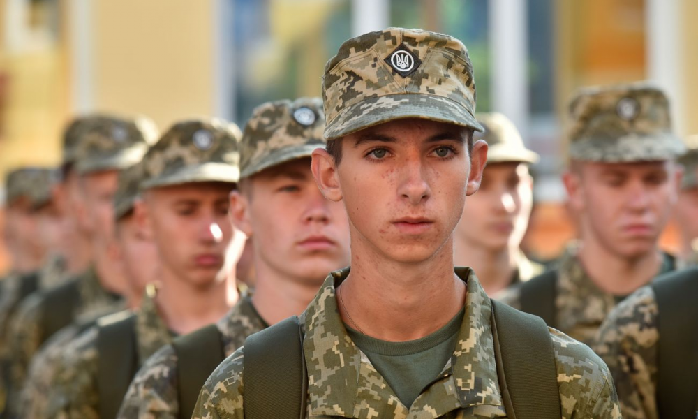 Нова постанова Кабміну про військовий облік для молодих українців від 17 років без проходження ВЛК.