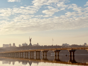 Стан мостів Києва викликає тривогу серед експертів.