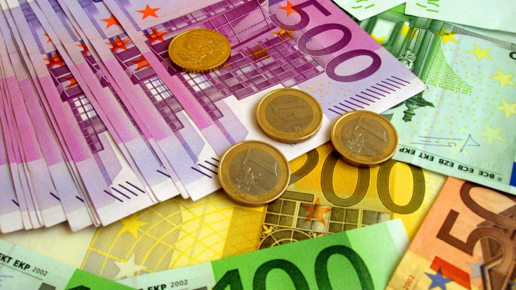 Курс валют на 31 січня: долар та євро здешевшали