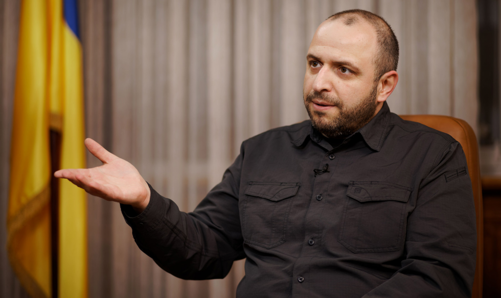 Міноборони проведе масштабну перевірку Сухопутних військ ЗСУ Міноборони проведе перевірку Сухопутних військ, які відповідають за мобілізацію та підготовку