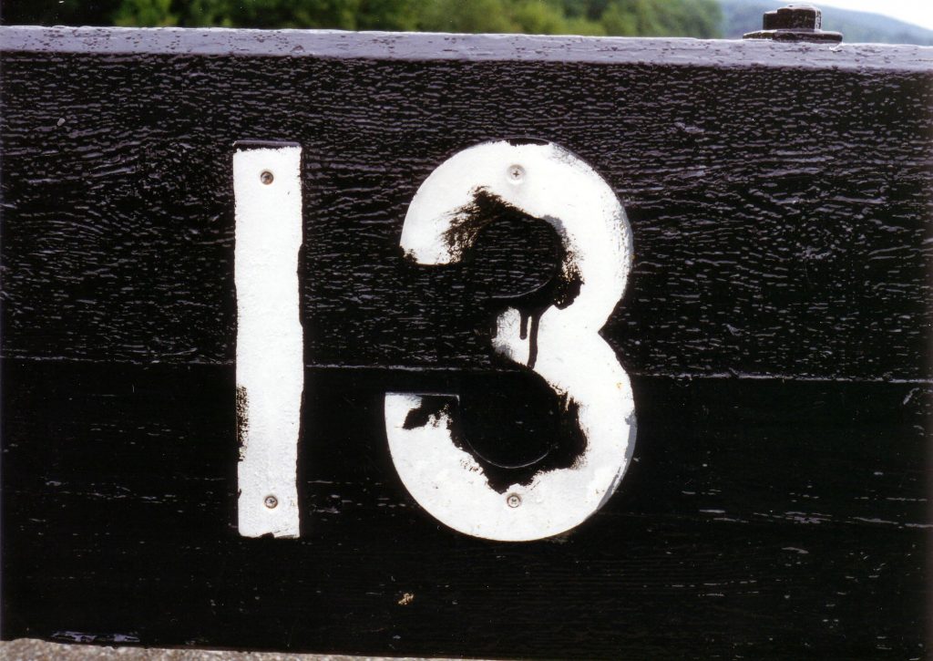 Число 13: действительно несчастливое или просто миф? Число 13: действительно несчастливое или просто миф?