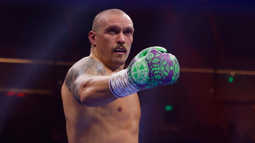 Усик втратить чемпіонський пояс через відмову від обов’язкового бою Усик
