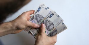 Грошова допомога