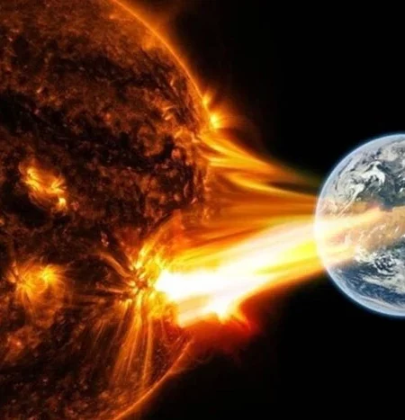 Магнітні бурі на вихідних 9-10 серпня 2025 року