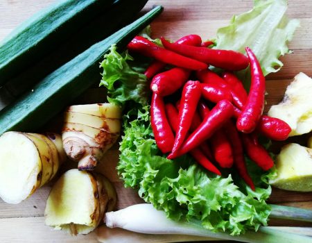 Продукти-антисептики: очищують рот після кожного прийому їжі