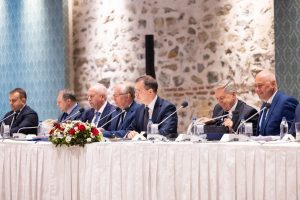 Росія озвучила три вимоги для миру: що прозвучало на переговорах у Стамбулі Росія озвучила три вимоги для миру: що прозвучало на переговорах у Стамбулі