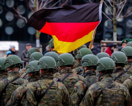 Німеччина вперше з часів Другої світової постійно розмістить танкову бригаду за кордоном