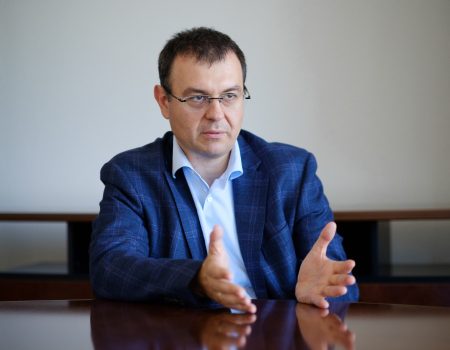 Допомога при народженні дитини в Україні може зрости до 50 тисяч гривень — Гетманцев