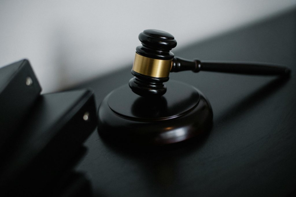 У Херсоні судитимуть працівницю фейкового “управління праці” за колабораціонізм