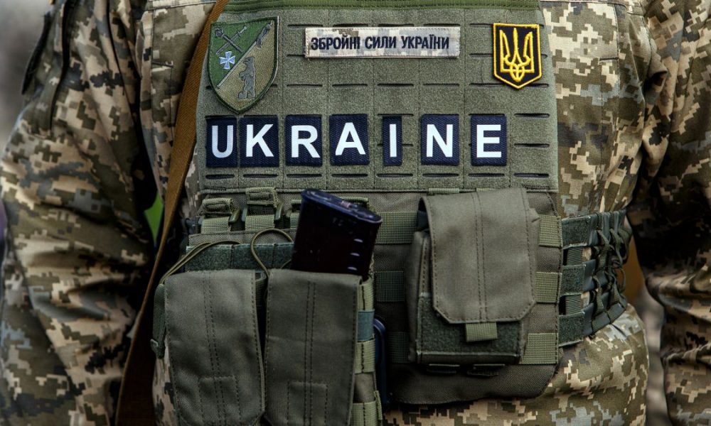 Україна самостійно забезпечує армію майже наполовину