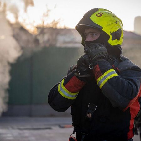 Російська армія атакувала підрозділ ДСНС на Херсонщині: три рятувальники постраждали
