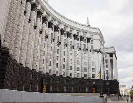 Кабмін схвалив зміни до бюджету для покриття дефіциту на армію