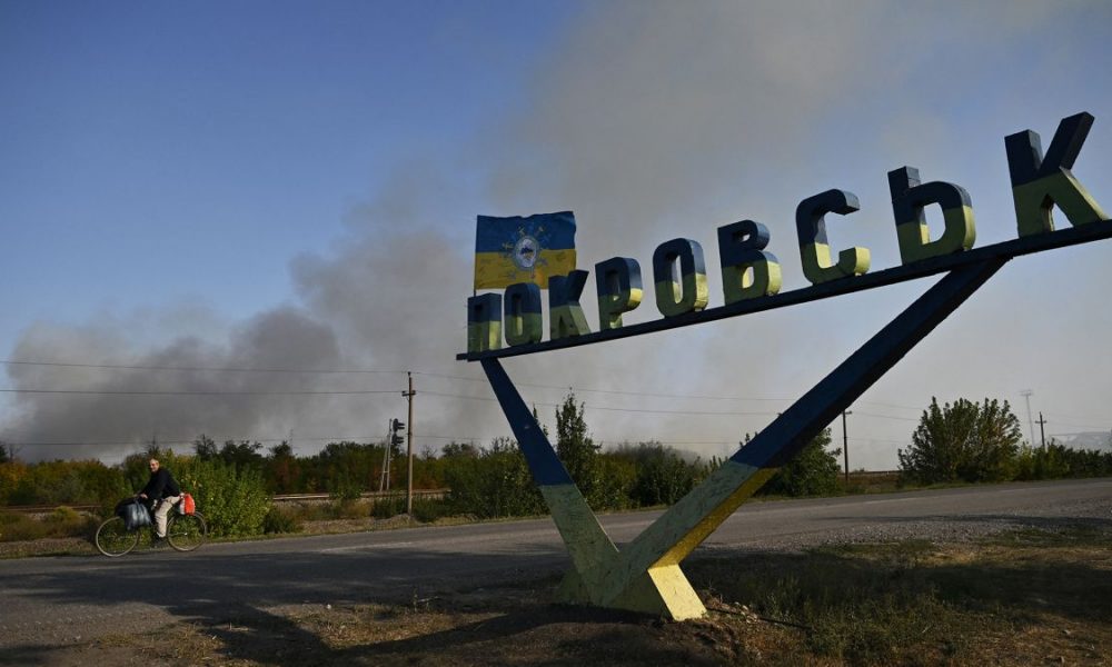 Російські війська зосередили понад 111 тисяч солдатів на Покровському напрямку – Сирський