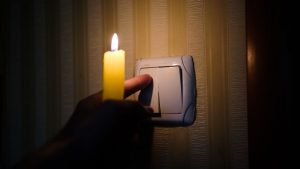 На Херсонщині росіяни атакували енергетичний обʼєкт: відключення світла в кількох населених пунктах На Херсонщині росіяни атакували енергетичний обʼєкт: відключення світла в кількох населених пунктах