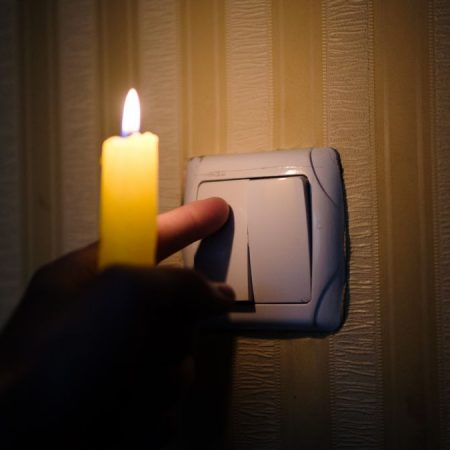 На Херсонщині росіяни атакували енергетичний обʼєкт: відключення світла в кількох населених пунктах