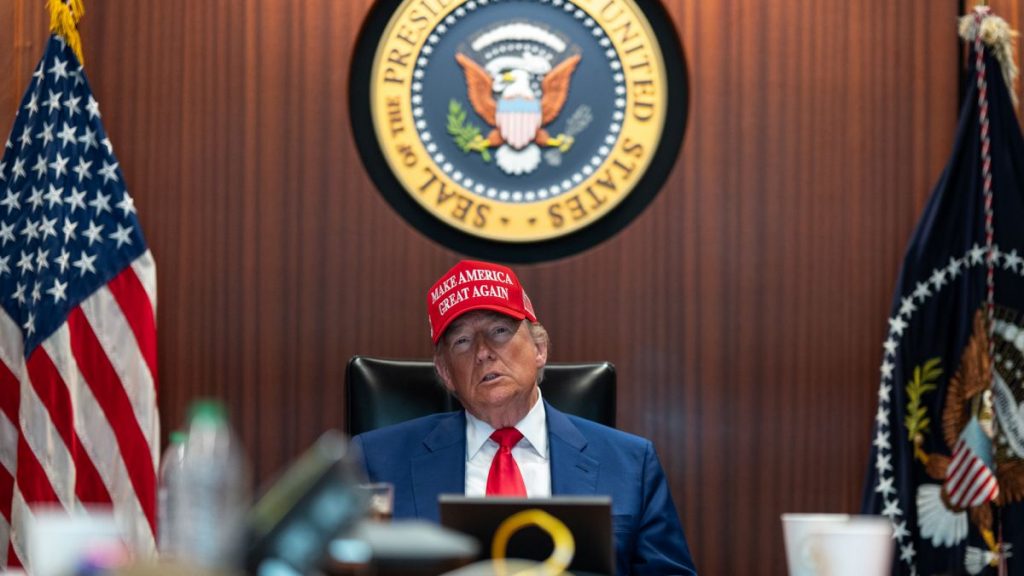 Трамп пообіцяв, що Росія не загрожуватиме НАТО під час його президентства Трамп пообіцяв, що Росія не загрожуватиме НАТО під час його президентства