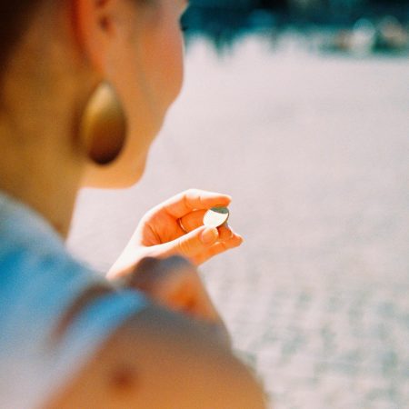 Нашли монету на дороге: к богатству или к потерям