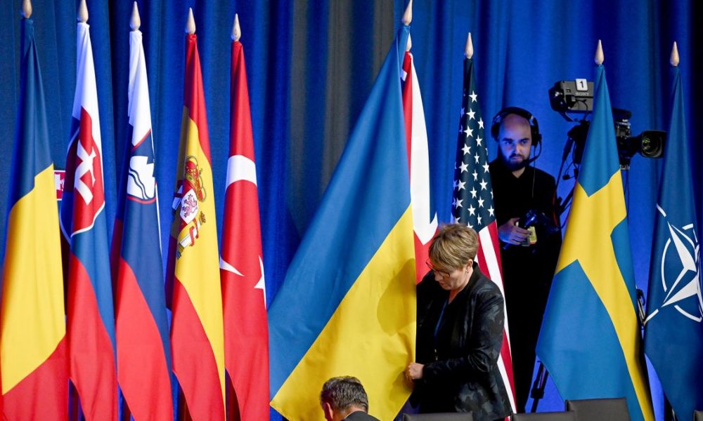 НАТО готує саміт без згадки про Україну: Альянс не хоче дратувати Трампа