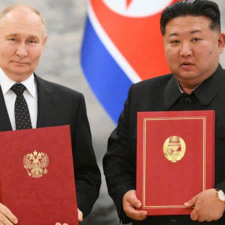 Північна Корея відправить до Росії тисячу саперів і п'ять тисяч будівельників для Курської області