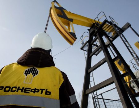 Україна готує санкції проти країн, які купують російську нафту