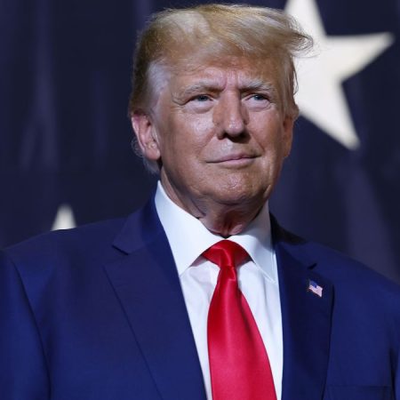 Трамп залишив саміт G7, не зустрівшись з Зеленським: яка причина