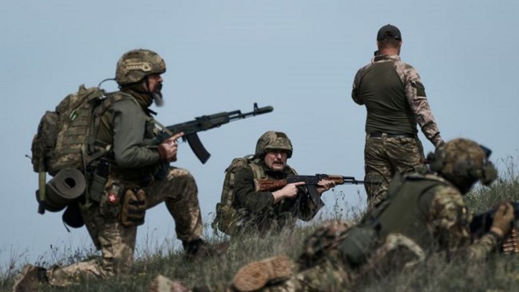 Добровольці після 60 років зможуть служити в тилу: Рада підтримала новий контракт Добровольці після 60 років зможуть служити в тилу: Рада підтримала новий контракт