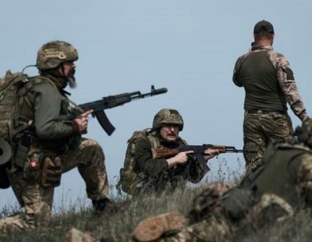 Добровольці після 60 років зможуть служити в тилу: Рада підтримала новий контракт