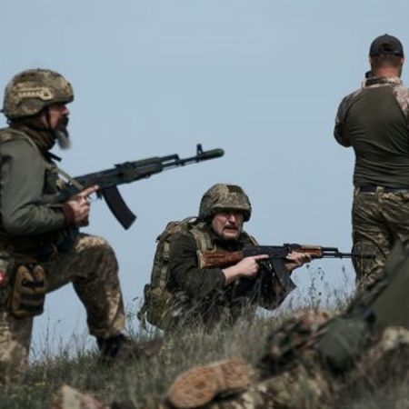 Добровольці після 60 років зможуть служити в тилу: Рада підтримала новий контракт