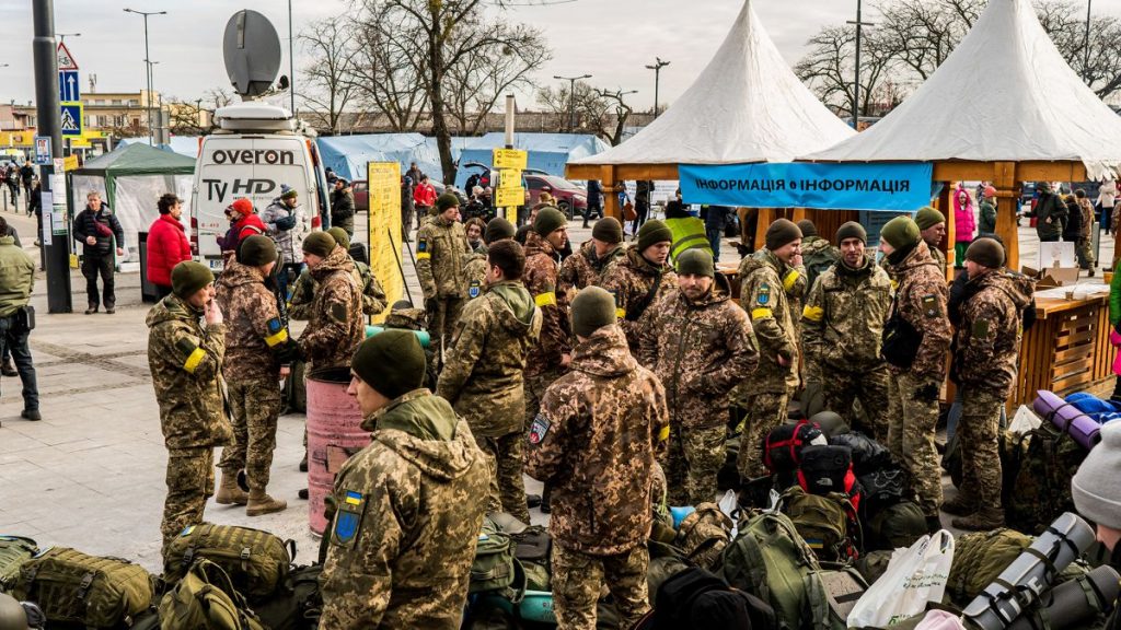 Бронювання від мобілізації у 2025 році: хто має право і як працює процедура Бронювання від мобілізації у 2025 році