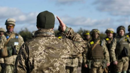 Мобілізація чоловіків за 50: кого можуть призвати у липні