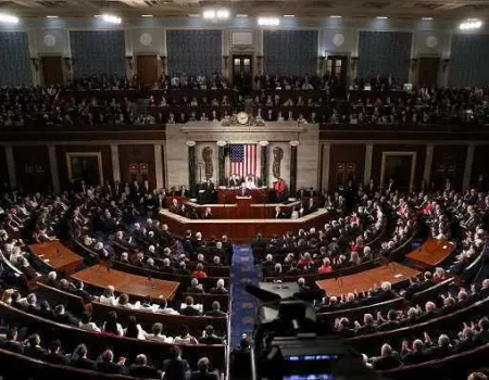 Комітет Сенату США схвалив допомогу Україні