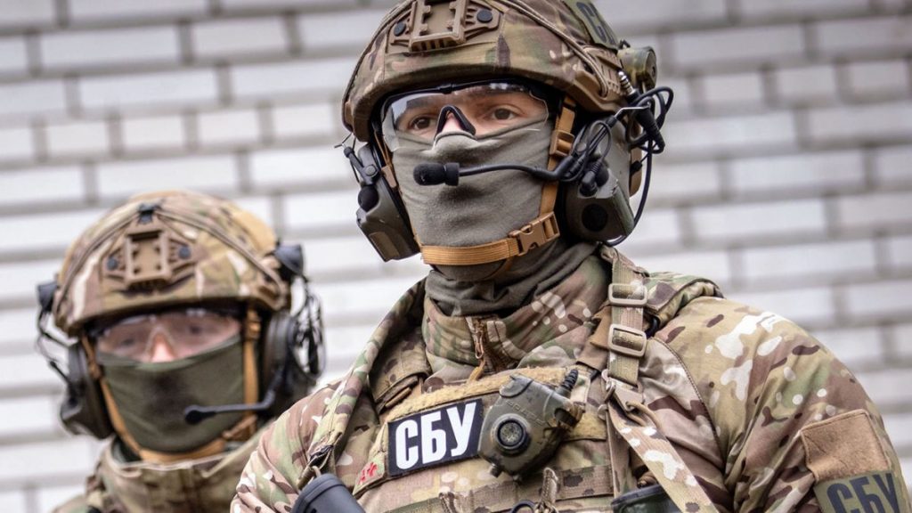 СБУ затримала 7 осіб, які співпрацювали з росіянами під час окупації Херсона