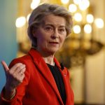 Трамп розглядає 500% мито на товари країн, що купують російську нафту