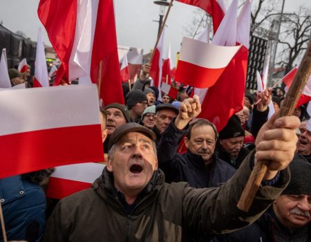 У Польщі пройшли масові протести проти мігрантів