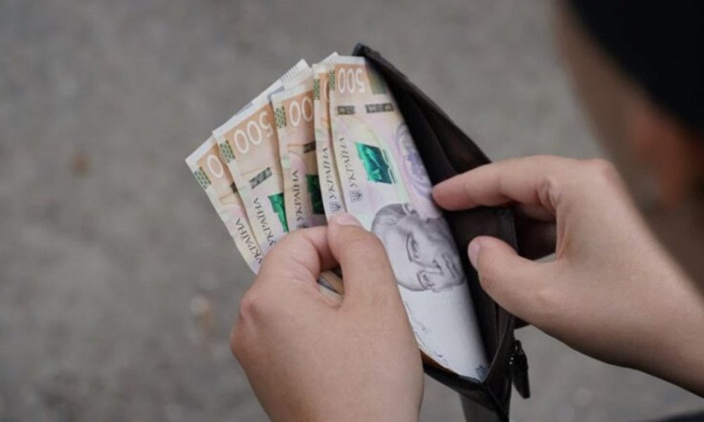 Пенсіонерів можуть змусити повернути частину пенсії: що варто знати 