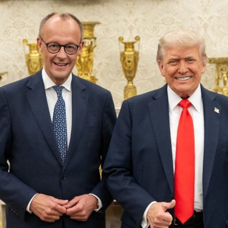 Стало відомо хто вплинув на зміну позиції Трампа щодо підтримки України