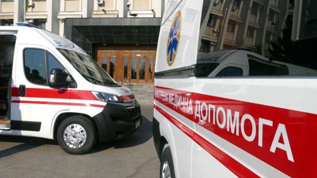Поранена жінка внаслідок дронової атаки росіян на Дніпровський район Херсона Поранена жінка внаслідок дронової атаки росіян на Дніпровський район Херсона