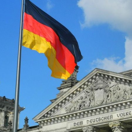 Україна отримає перші далекобійні ракети від Німеччини до кінця липня