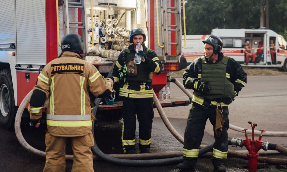 Російські війська вдруге за добу обстріляли навчальні заклади у Херсоні