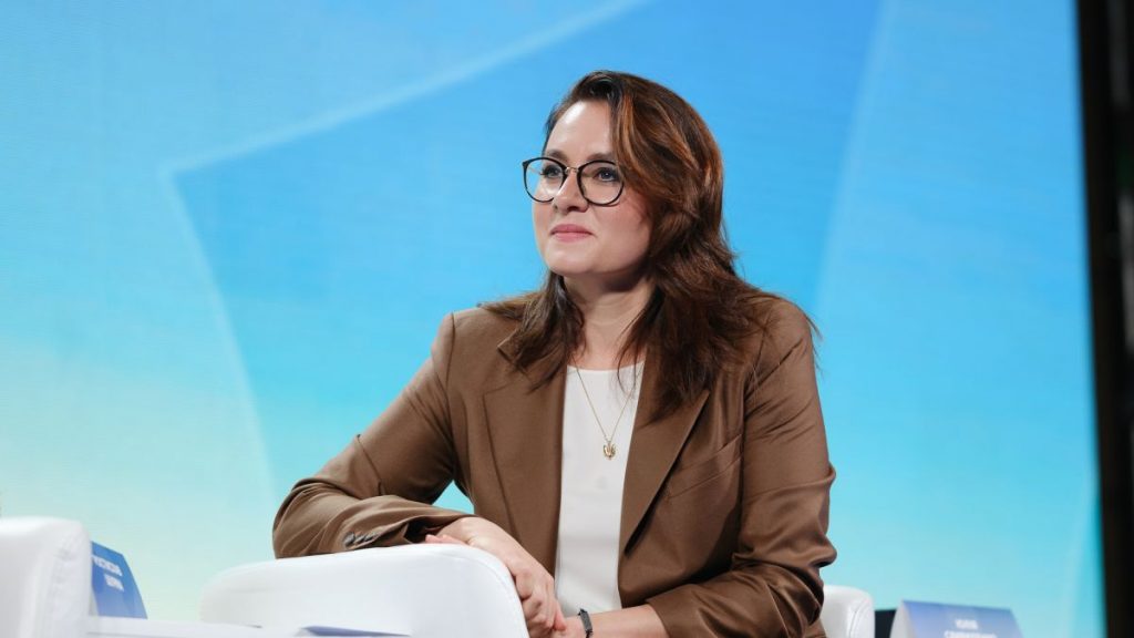 Уряд запускає проєкт «Проєктуй і будуй» для прискорення відбудови України Уряд запускає проєкт "Проєктуй і будуй" для прискорення відбудови України