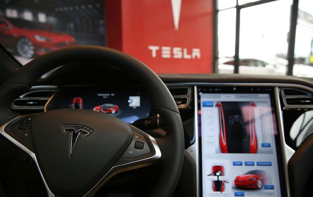 Tesla показала нові дані про зношення батарей: важливий не лише пробіг Tesla показала нові дані про зношення батарей: важливий не лише пробіг