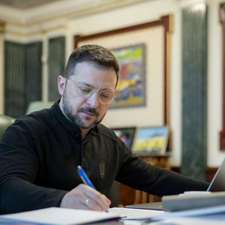 Зеленський підписав закон про виплати з бюджету за угодою з США щодо надр