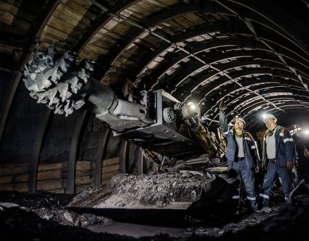 Российский обстрел в Донецкой области оставил 148 шахтеров под землей