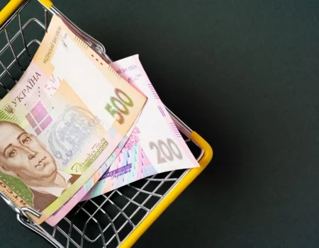 Прожиточный минимум в Украине в 2026 году увеличат: названы новые суммы