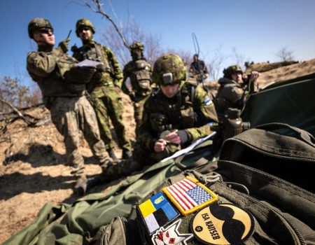 Европа обсуждает создание 40-километровой буферной зоны в Украине