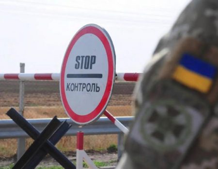 В Украине предложили разрешить выезд за границу мужчинам до 24 лет