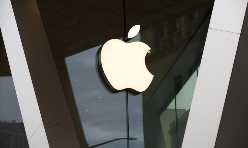 Бывший сотрудник Apple обвиняется в краже технологий Apple Watch для китайской компании Oppo