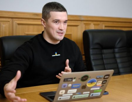 В Украине запускаются новые цифровые проекты: электронный суд, «Дія.Офіс» и интернет на железных дорогах